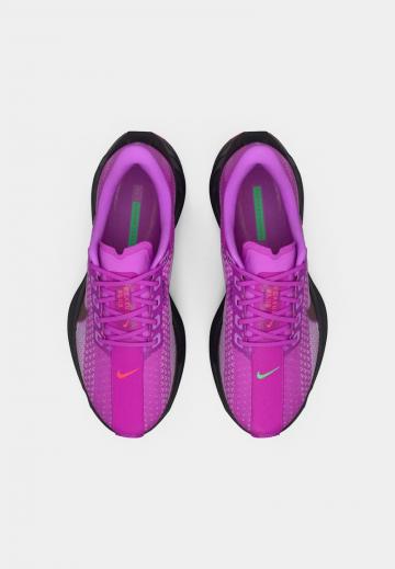 Беговые кроссовки