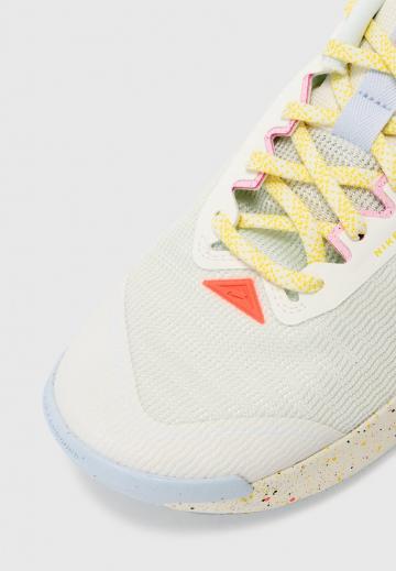 Беговые кроссовки