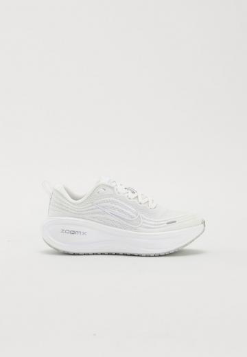 Беговые кроссовки