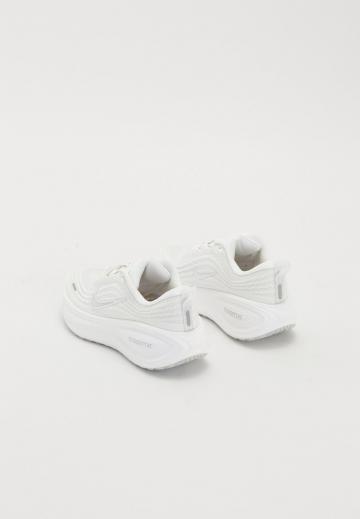 Беговые кроссовки