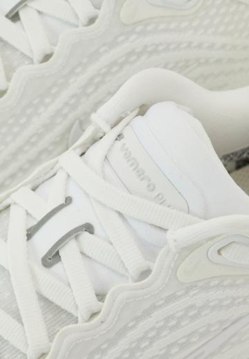 Беговые кроссовки