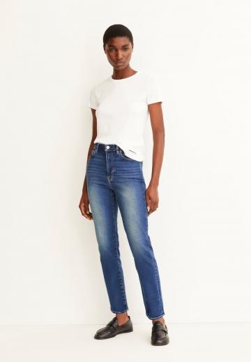 Прямые джинсы