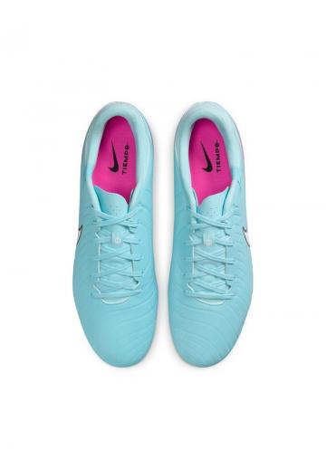 Футбольные бутсы