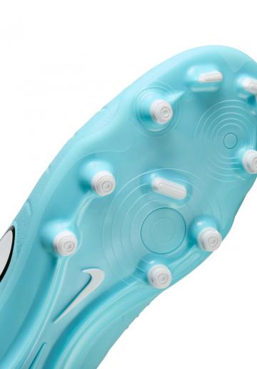 Футбольные бутсы