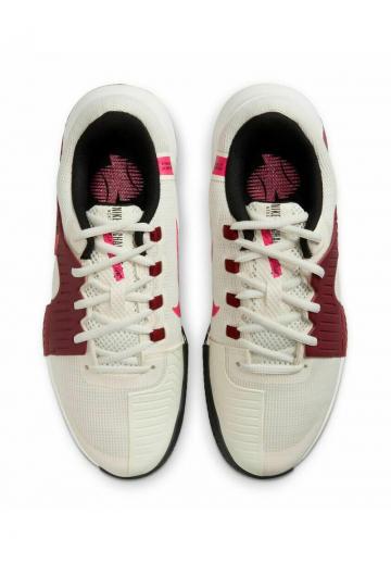 Теннисные кроссовки