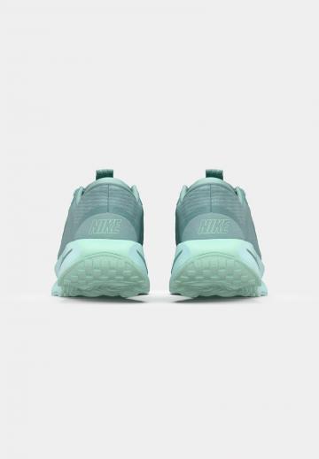 Беговые кроссовки