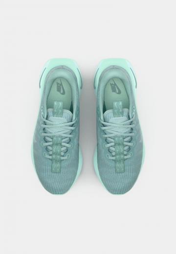 Беговые кроссовки