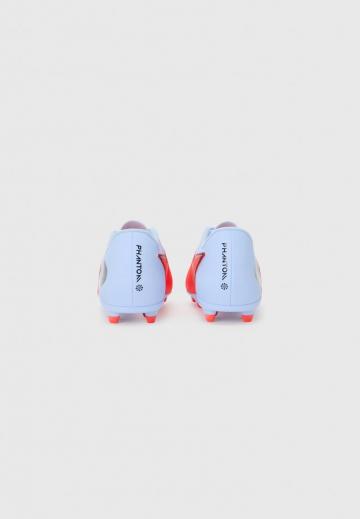 Футбольные бутсы