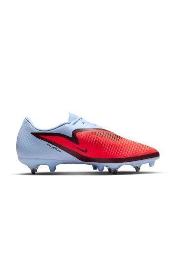 Футбольные бутсы