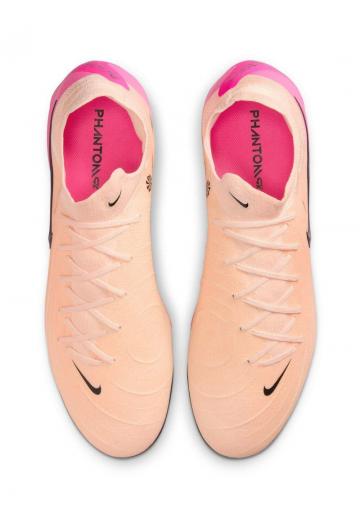 Футбольные бутсы