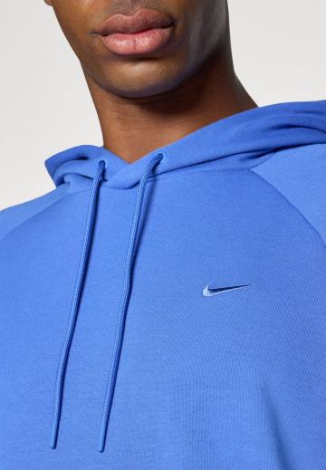 Спортивная кофта