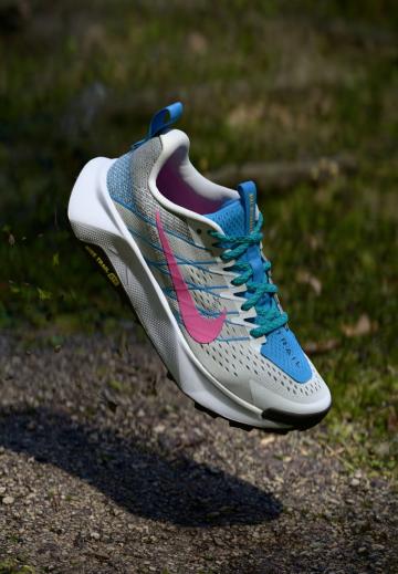 Беговые кроссовки