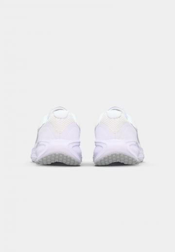 Беговые кроссовки