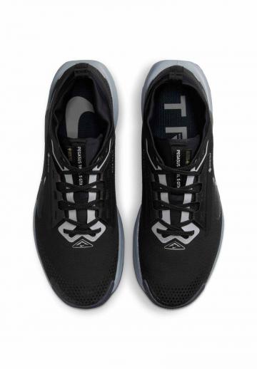 Беговые кроссовки