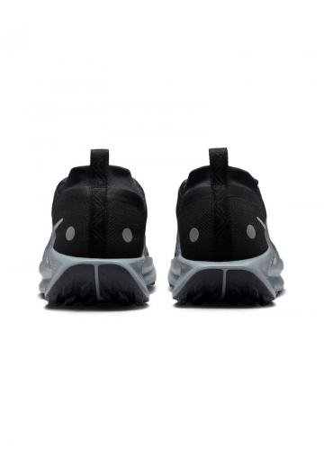 Беговые кроссовки