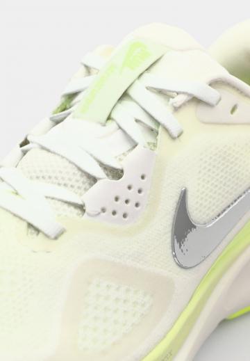 Беговые кроссовки