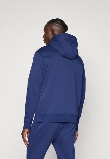 Спортивная кофта