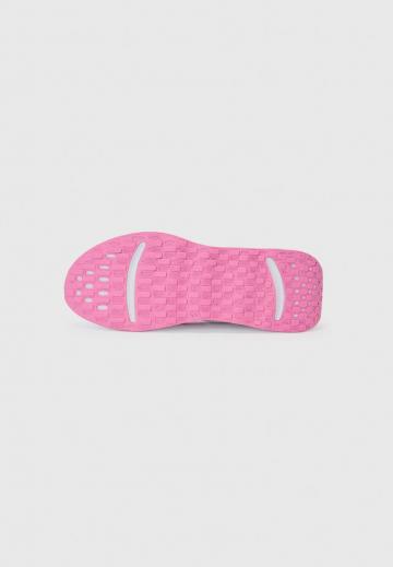 Тренировочные кроссовки