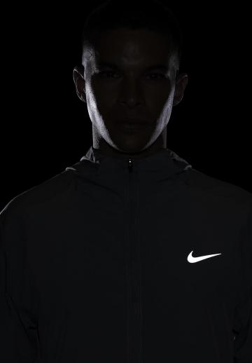 Куртка-дождевик