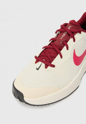 Теннисные кроссовки