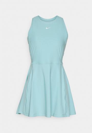 Спортивное платье