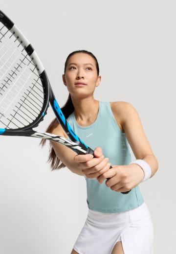 Спортивный топ