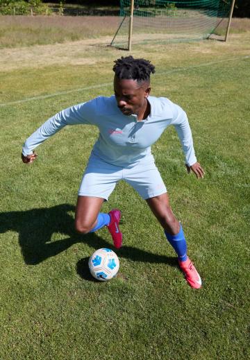 Футбольные бутсы