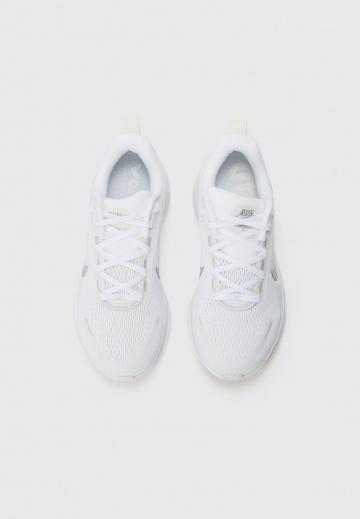 Беговые кроссовки