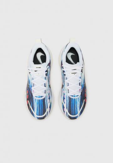 Беговые кроссовки