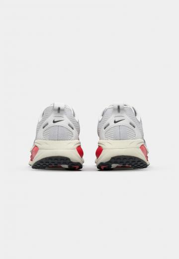 Беговые кроссовки