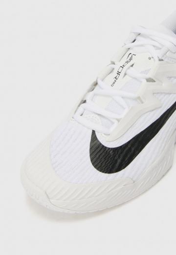 Теннисные кроссовки