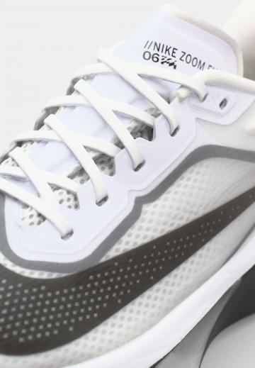 Беговые кроссовки