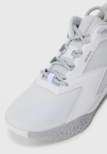 Кроссовки для зала