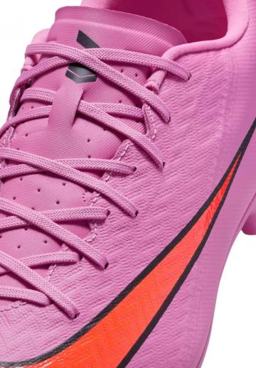 Футбольные бутсы