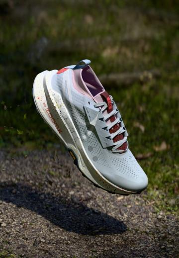 Беговые кроссовки