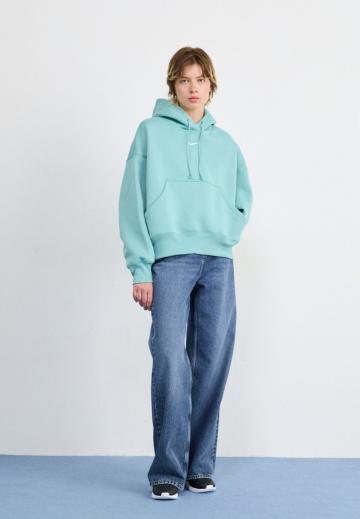 Пуловер с капюшоном