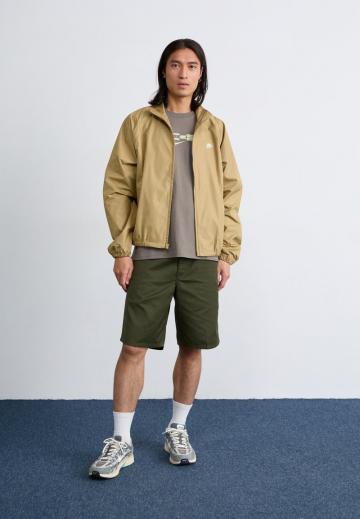 Куртка-дождевик