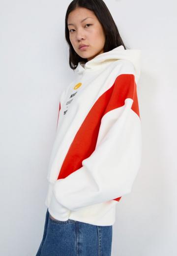 Пуловер с капюшоном