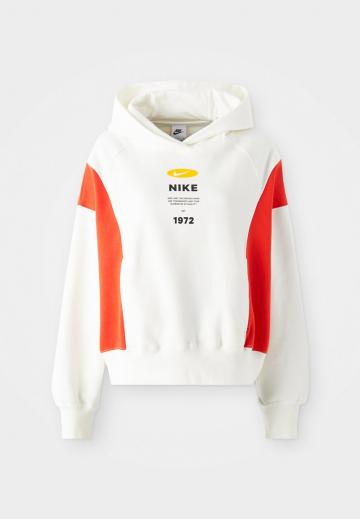 Пуловер с капюшоном