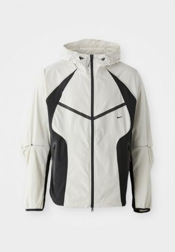 Куртка-дождевик