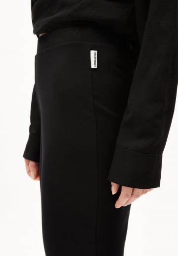 Узкие брюки