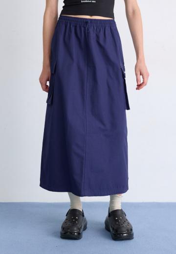 Юбка с накладными карманами
