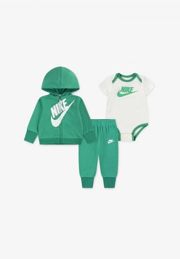 Набор одежды