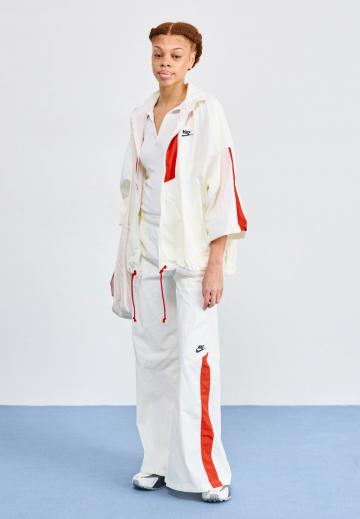 Спортивные штаны