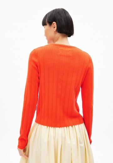 Вязаная кофта