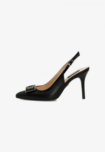 Туфли на высоком каблуке