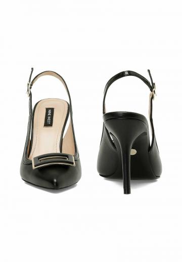 Туфли на высоком каблуке