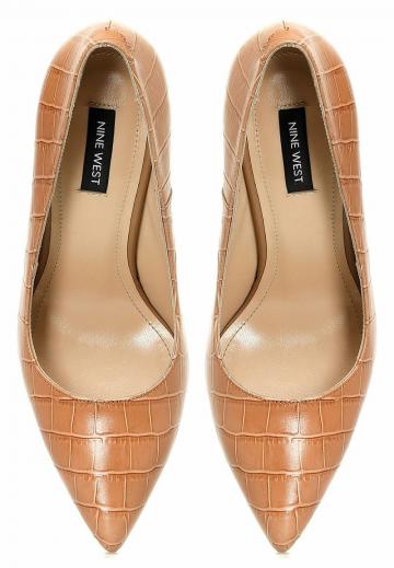 Туфли на высоком каблуке