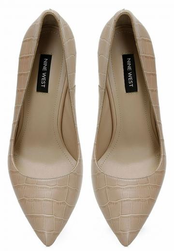 Туфли на высоком каблуке