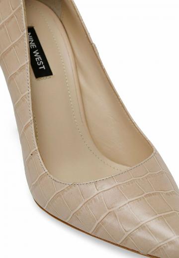 Туфли на высоком каблуке